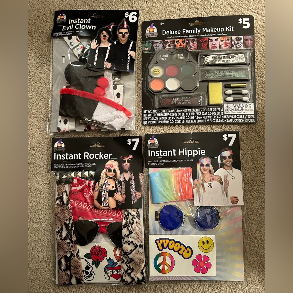 ❌SOLD❌🎃 3 costumes + makeup lot!